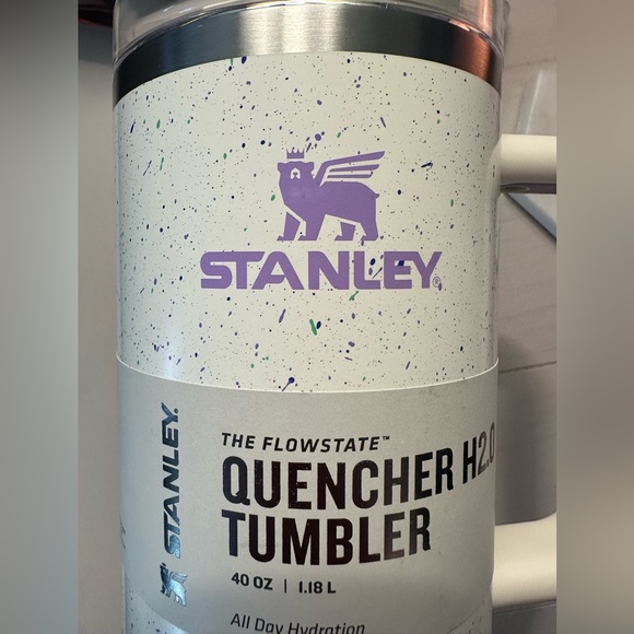 Stanley 40oz Tumbler *Brand new* Cream Speckle w/purple accents - Picture 6 of 8